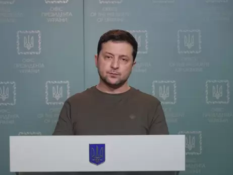 Зеленский присвоил звания Героев Украины 12 защитникам