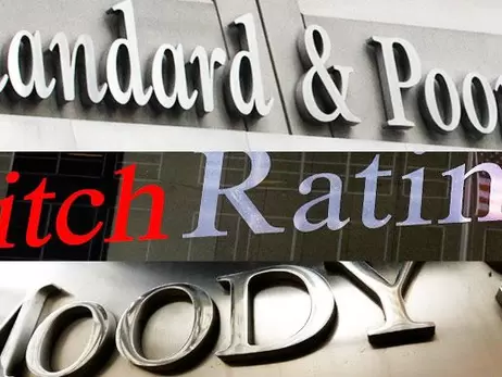S&P, Fitch, Moody's обрушили рейтинги России до «мусорных»: что это значит