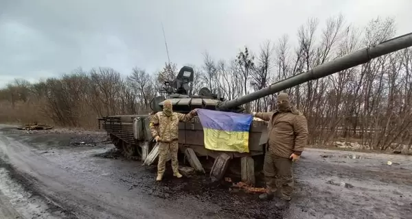 Генштаб ЗСУ назвав втрати військ РФ станом на ранок 4 березня: близько 9166 осіб та 939 ББМ