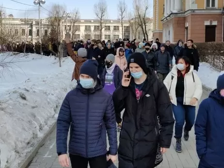 Антивоєнні мітинги в Росії 6 березня: близько 1000 затриманих у 29 містах країни