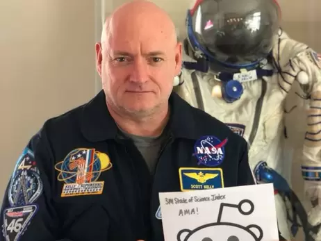 Відомий американський астронавт повернув російську медаль 
