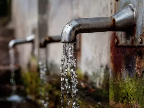 Сім способів знезаразити воду в умовах війни