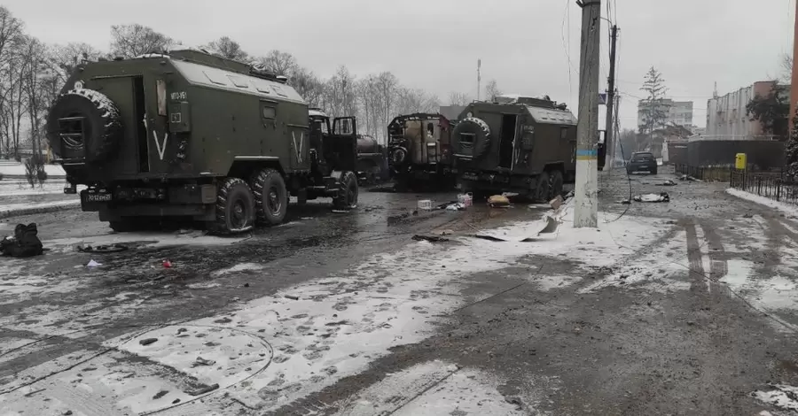 СБУ: Російські солдати шукають українські кулі, щоб прострелити собі ноги та не воювати