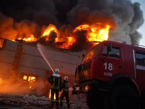 В Киеве два человека погибли в результате пожаров после обстрела российских оккупантов