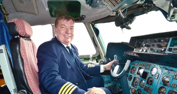 В “Антонове” ответили командиру экипажа «Мрії», который заявил, что самолет в Гостомеле можно было спасти 
