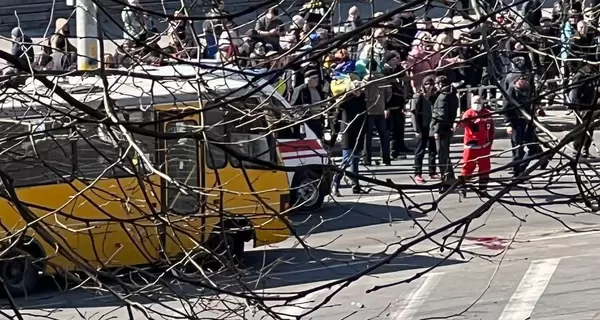 В окупованому Херсоні російські військові розігнали мітинг, є поранені