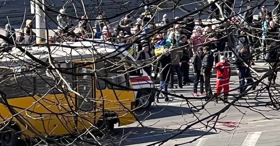В оккупированном Херсоне российские военные разогнали митинг, есть раненые