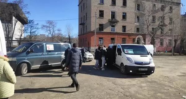 У Сєвєродонецьку ворог відкрив вогонь по натовпу, що стояв у черзі за продуктами