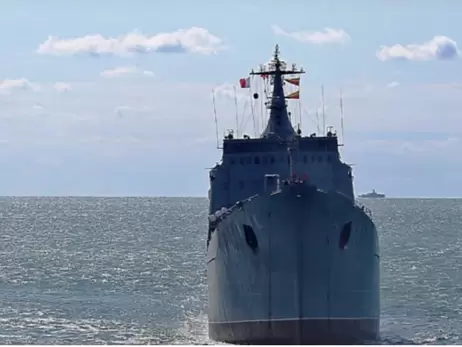 Уничтоженный в Бердянске корабль мог участвовать в аннексии Крыма