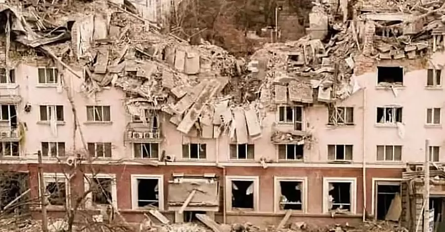 Чорні дні Чернігова: розстріли черг та підірваний міст через Десну