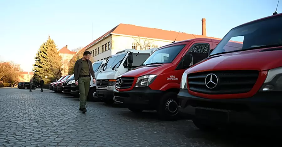 На Закарпатье приобрели 12 бронированных автобусов для проведения эвакуаций из особо опасных мест