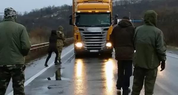 МІУ: Транспортне сполучення між ЄС та Росією має бути заблоковане