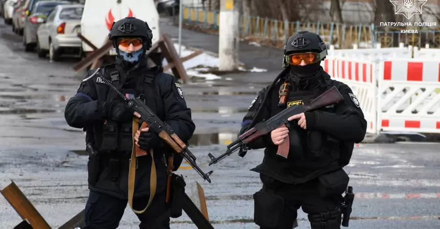 Нацполиция рассказала украинцам, как пересекать блокпосты: важные советы