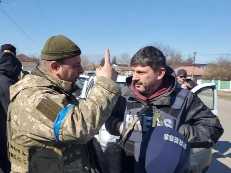У Чернігівській області під обстріл потрапили журналісти телеканалів 
