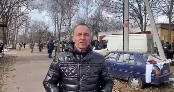 Мэр Чернигова: Город полностью разрушен и находится в окружении войск РФ