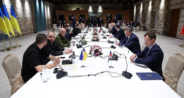 Підсумки переговорів: Україна запропонувала договір про гарантії безпеки, але статуса ОРДЛО він не вирішує