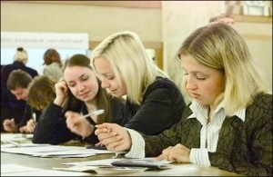 Луганские школьники написали тестирование хуже всех 