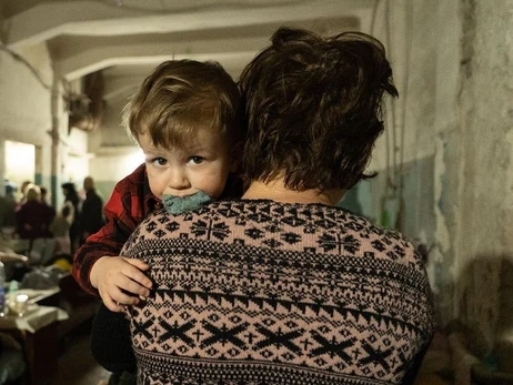 Российские солдаты массово берут детей в заложники и используют как живой щит