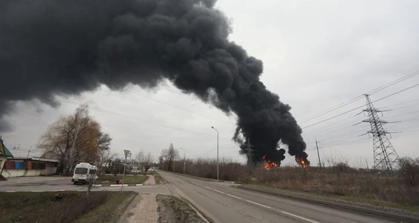 Власти Украины - о пожаре в Белгороде: Руководство РФ ответственно за происходящее на ее территории
