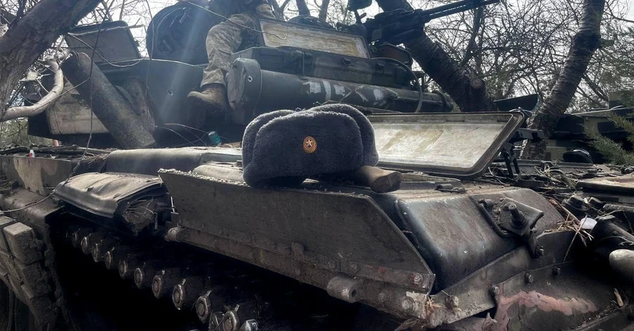 Россия потеряла в Украине 18 тысяч солдат и почти 650 танков