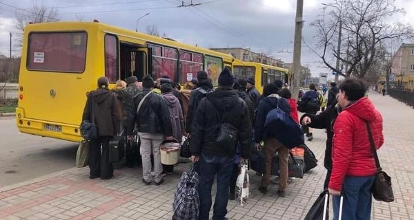 С Луганщины эвакуировано 1500 человек, жителей  Рубежного вывезти не удалось