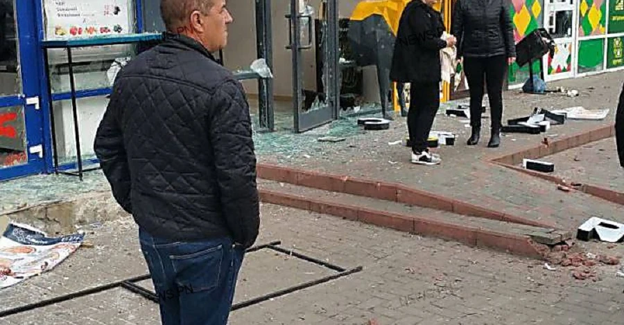 Российские оккупанты обстреляли Николаев кассетными боеприпасами, есть погибшие