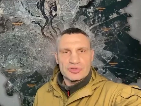 Кличко просит людей не возвращаться в Киев, а в области ввели длительный комендантский час