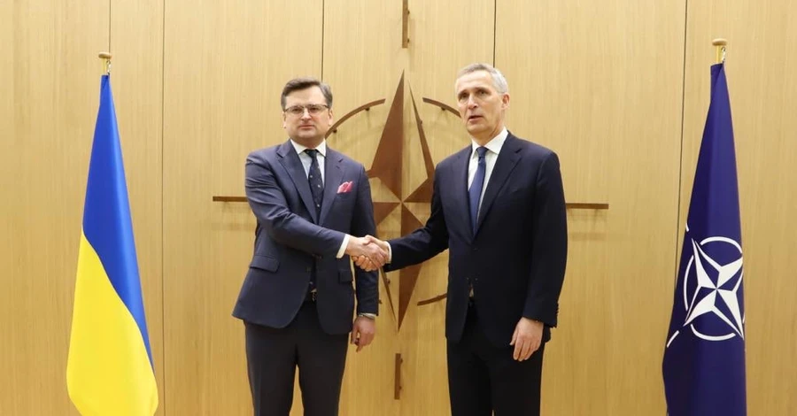 Дмитрий Кулеба прибыл в штаб-квартиру НАТО, чтобы обсудить 