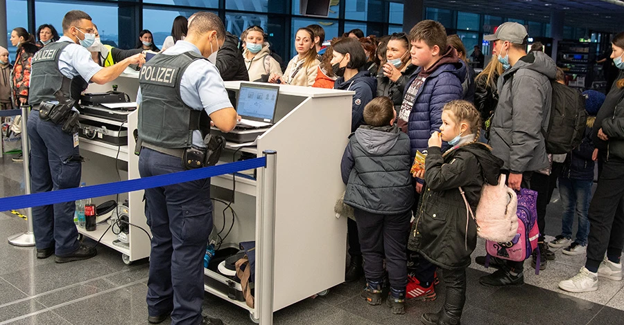 Украинцы в Германии: страна оказалась не готова к приему такого количества беженцев