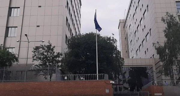 Почему посольства начали возвращаться в Киев 