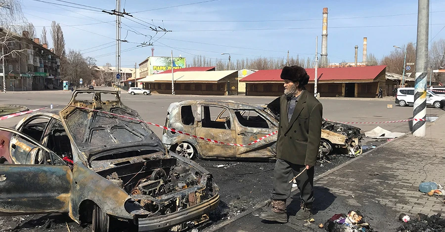 Репортаж из Краматорска: не хватает медиков и бензина 