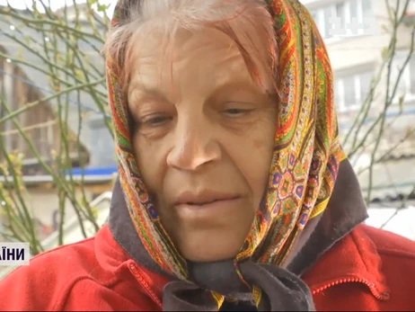 Жінка, яка дивом уціліла у Бородянці, розповіла історію своєї родини та знаменитої шафки з півником