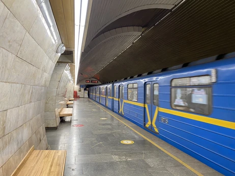 В Киеве увеличили время работы общественного транспорта