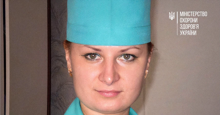 В Чернигове медсестра под обстрелами донесла до операционной раненого бойца 