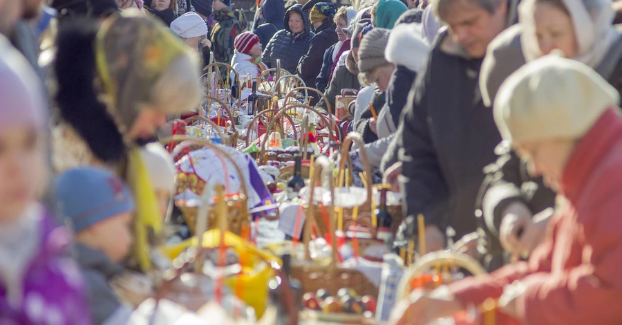 Украинцев призвали соблюдать ограничения военного положения во время Пасхальных праздников: возможны провокации