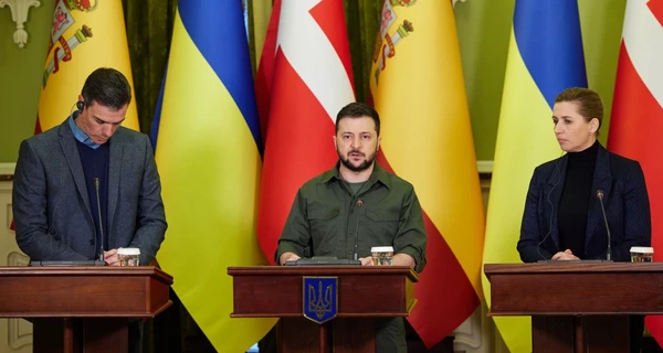Зеленский заявил, что Украина рассматривает два пути деблокады Мариуполя - военный и дипломатический