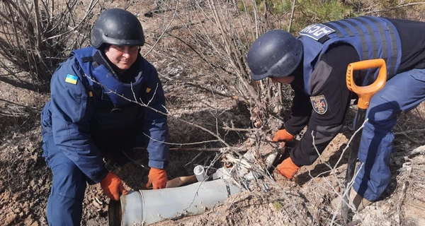 За час війни рятувальники витягли з-під завалів 1200 людей