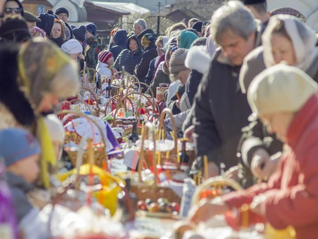 Правоохоронці закликають українських віруючих бути пильні на Великдень: важливі поради