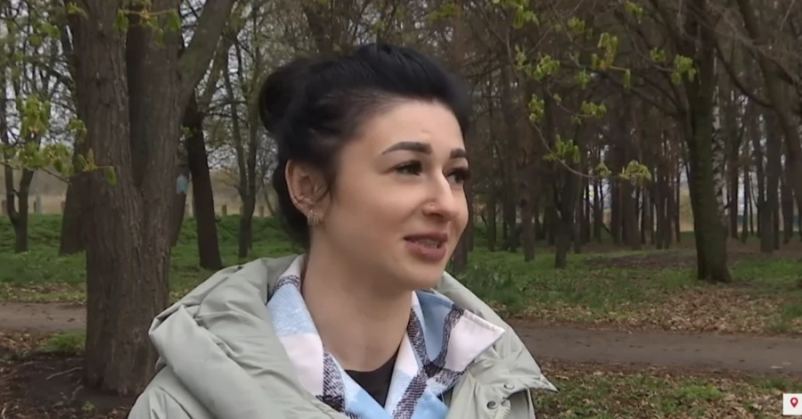 На Луганщине фельдшер под обстрелами вывезла с оккупированной территории две машины 