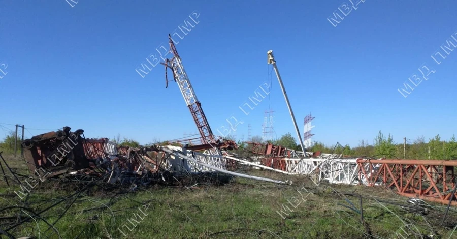 В Приднестровье заявили, что два новых взрыва вывели из строя антенны, ретранслировавшие российское радио 