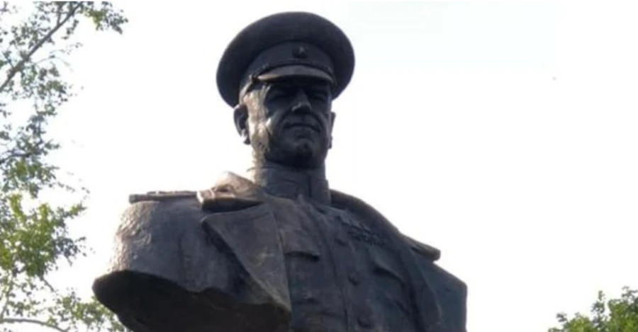 Терехов хочет, чтобы участь памятника Жукову харьковчане решили после войны