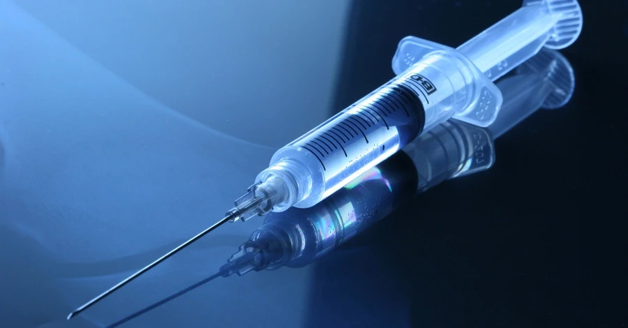 Украина получила 150 тысяч доз вакцины против гепатита В