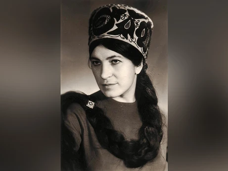 Черная коса и ворон на плече: какой запомнили художницу Любовь Панченко, погибшую от российской оккупации 