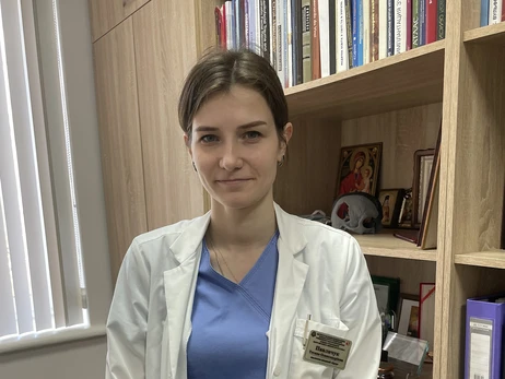 Щелепно-лицьовий хірург Тетяна Павличук: Дорогі титанові пластини для поранених нам приносили безкоштовно
