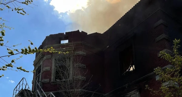 Російські окупанти знищили будинок у Лисичанську, збудований бельгійцями 100 років тому