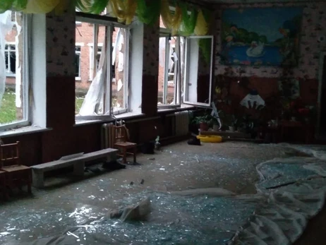 Войска РФ с вертолета обстреляли школу в Сумской области 