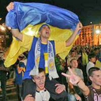 Украинских болельщиков не пустили в Россию из-за грузинского флага 