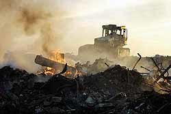 От жары в Севастополе загорелась мусорная свалка 