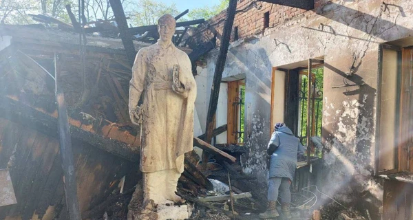 Директор знищеного музею Григорія Сковороди: Частину експонатів встигли евакуювати