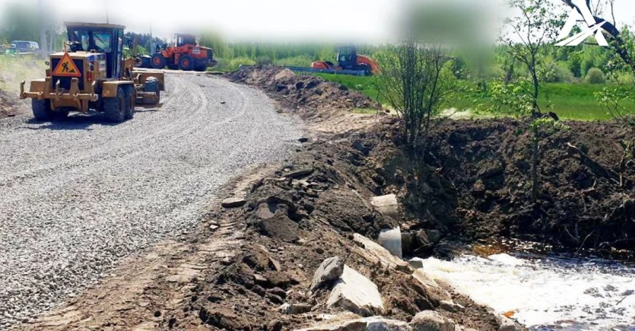 Возле разрушенного моста на трассе Чернигов – Нежин – Прилуки – Пирятин открыт объезд